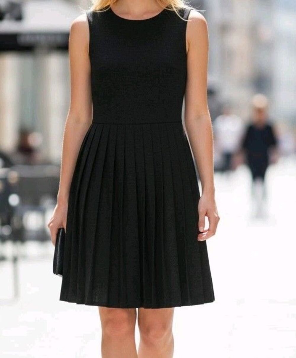 Aritzia Talula Black Knit Dress Sz 4 Womens Academia Preppy Pleated Career Chic